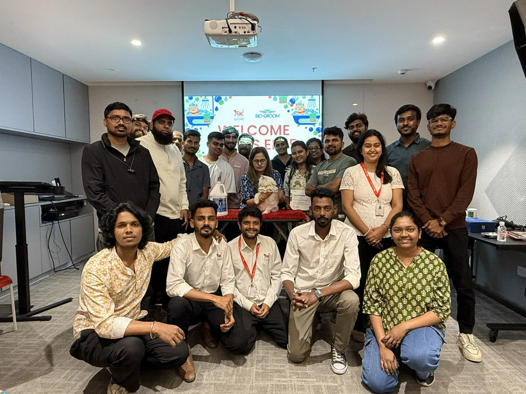 Professional cat grooming workshop at India Grooming Show EP 5 where groomers learn safe cat grooming techniques from expert Priya Bhatia.