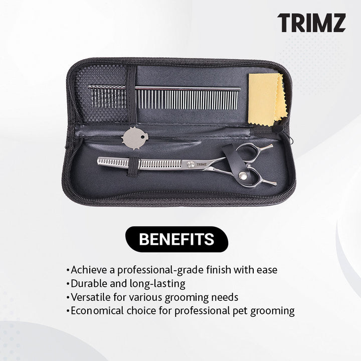 Trimz Curved Chunker Scissors, 7", are made of stainless steel and high-quality